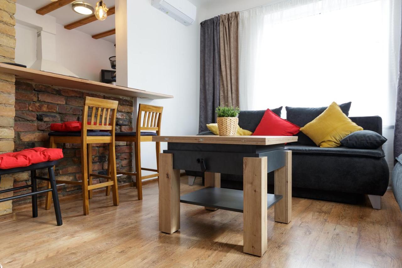 Ferienwohnung Parkcosylux Free Parking Riga Exterior foto